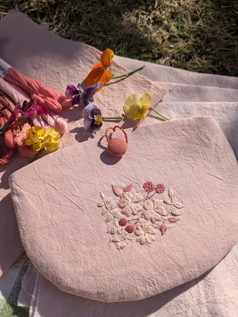 pink-kappa 手刺繍作家 pink-kappa 手刺繍作家 Embroidery 🪡 | Design by Yumiko Higuchi from