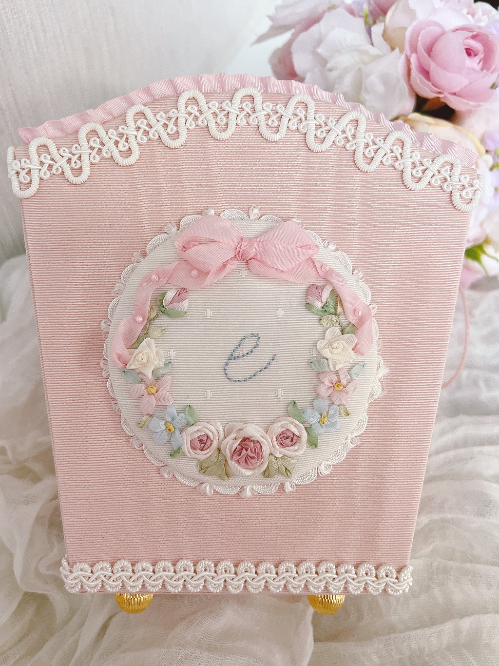 井上ちぐさのリボン刺繍メイン.jpg